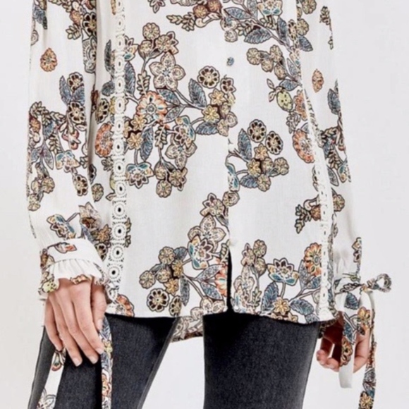 Blu Pepper Floral Blouse Embroidered Lace Top Small - Picture 8 of 8